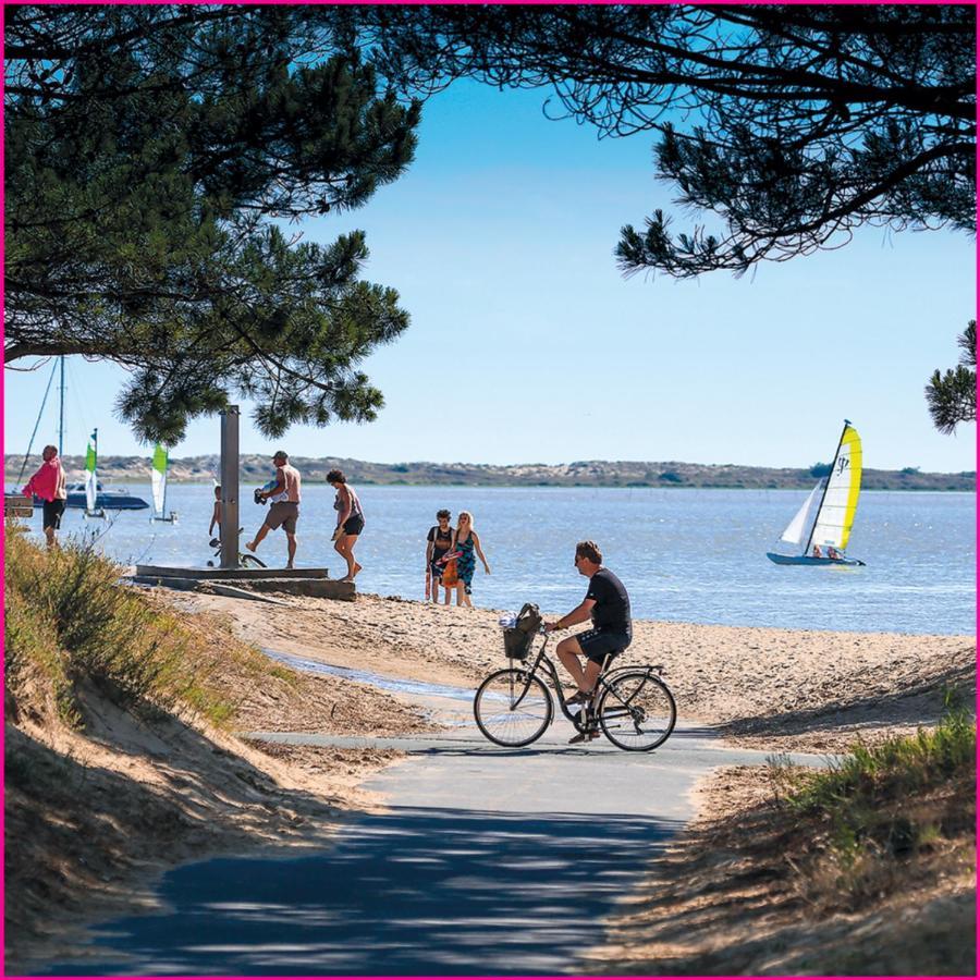 Mobilhome 2Ch Climatise-Terrasse Fermee-4 Velos-Camping 4 Etoiles Les Charmettes Ле Мат Екстериор снимка
