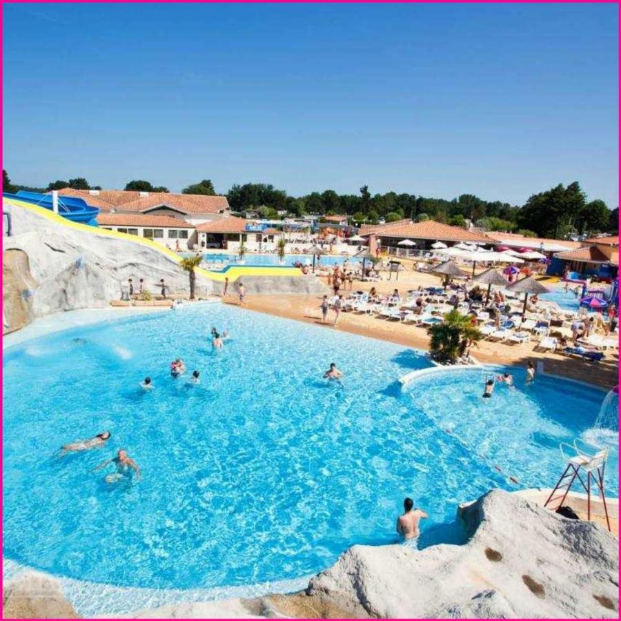 Mobilhome 2Ch Climatise-Terrasse Fermee-4 Velos-Camping 4 Etoiles Les Charmettes Ле Мат Екстериор снимка