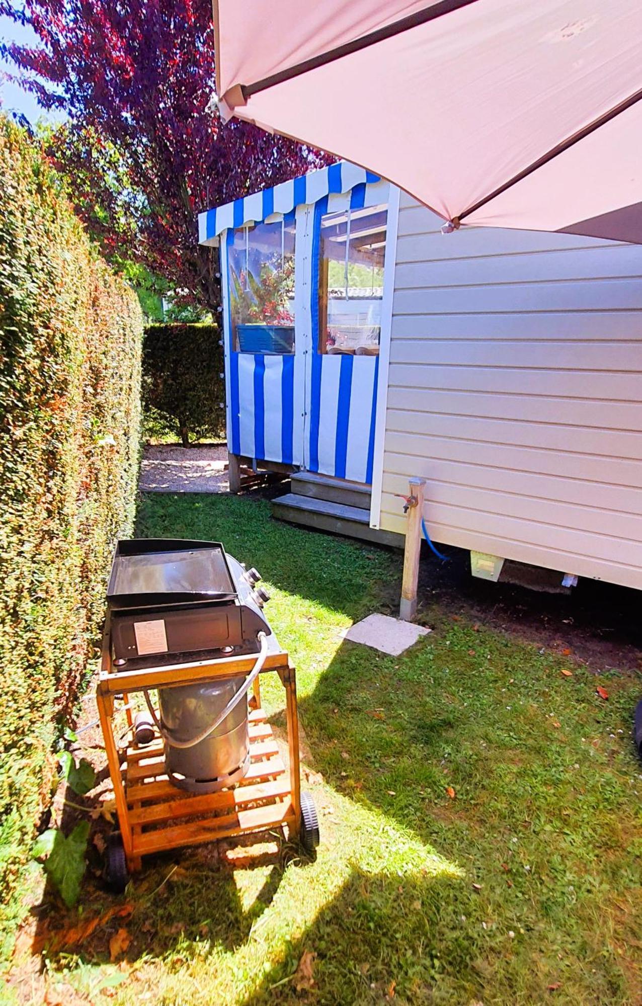 Mobilhome 2Ch Climatise-Terrasse Fermee-4 Velos-Camping 4 Etoiles Les Charmettes Ле Мат Екстериор снимка